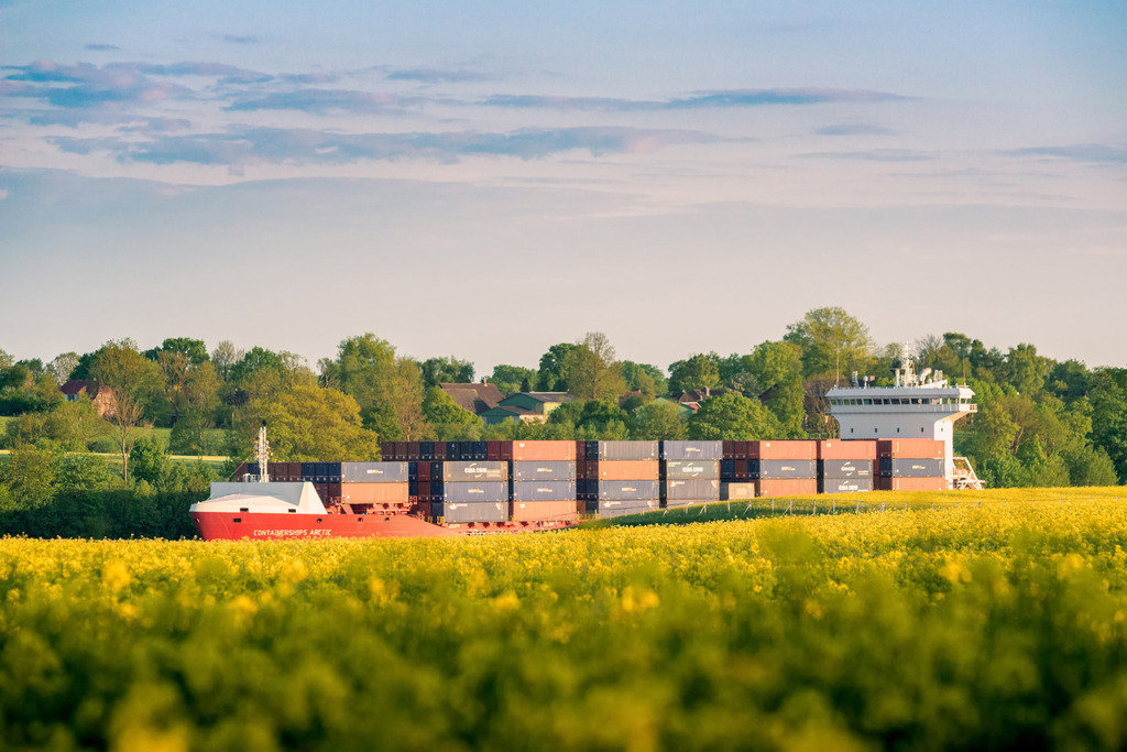 CCI_4838 | Entdecken Sie hochwertigen Fotodruck auf Leinwand, Acrylglas, Alu-Dibond und weiteren Materialien bei Fotodruck Online. Gestalten Sie individuelle Wandbilder in bester Qualität – ideal für besondere Erinnerungen und stilvolle Dekorationen. 