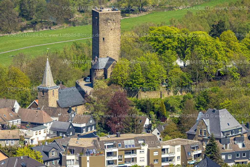 Hattingen230407011 | Luftbild, Burg Blankenstein, evang. Kirche Blankenstein, Blankenstein, Hattingen, Ruhrgebiet, Nordrhein-Westfalen, Deutschland
