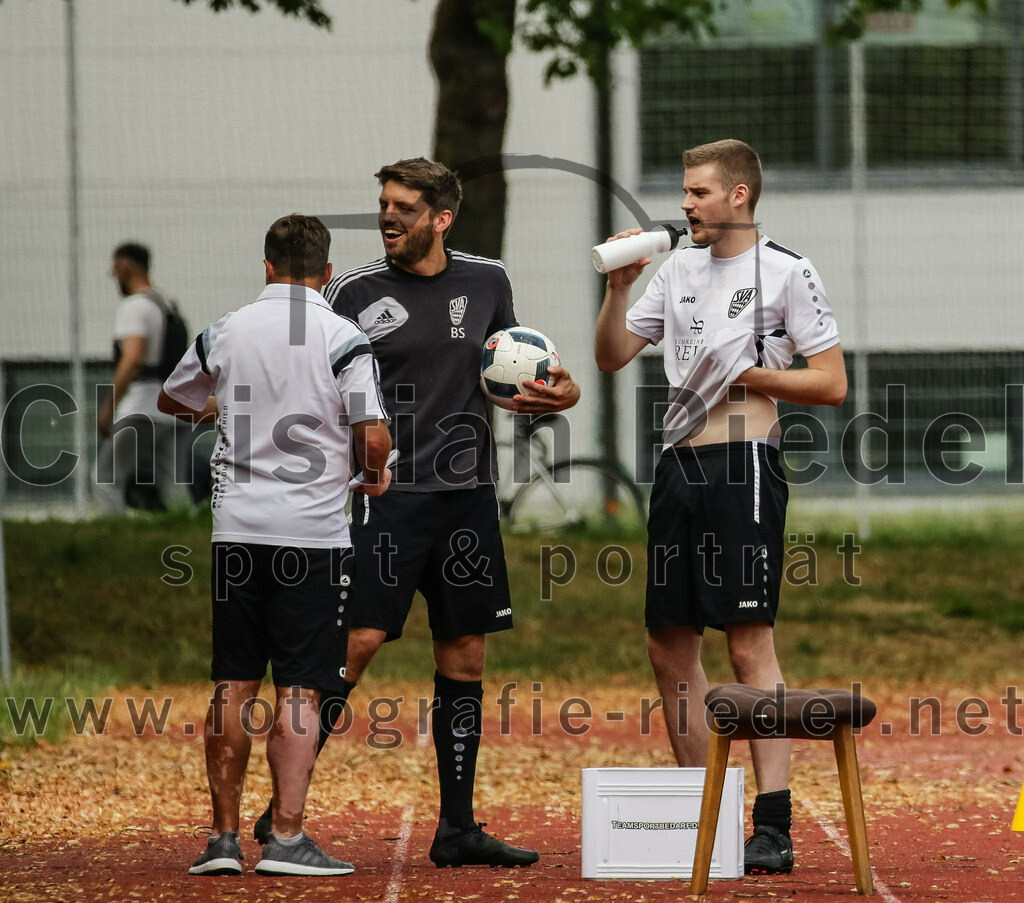 2023-07-23_095_SV_Anzing_gegen_SC_Kirchasch | Anzing, Deutschland, 23.07.2023:
Fußball, Kreisliga 2023 / 2024, Testspiel, SV Anzing gegen SC Kirchasch, Endergebnis: 5:1

Trainer Christian Rickhoff (SV Anzing)

Foto: Christian Riedel / fotografie-riedel.net