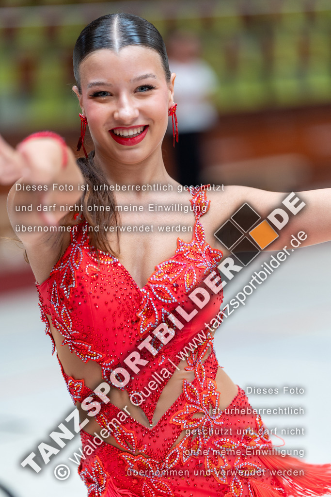 20240810-02290 | Hier finden Sie Tanz Bilder vom Latein und Standard Formationen tanzen. Sportbilder vom Tanzsport. Schöne Fotos und von Weltmeisterschaft, Europameisterschaft, Bundesliga, Regionalliga, Oberliga und Landesliga sowie von GOC Stuttgart, DanceComp, WM Bremen