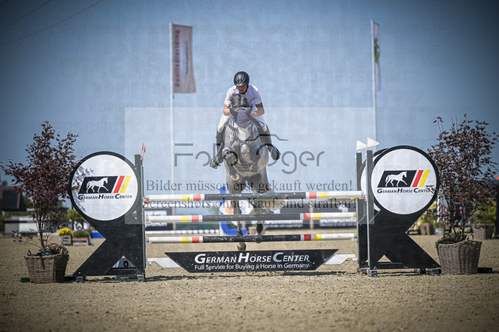 DOS_4044 | Entdecke hochwertige Reitturnierfotos von Foto Oger. Professionell, emotional und authentisch – jetzt Lieblingsmomente im Shop bestellen.Deutschlandweite Turnierfotografie. - Realisiert mit Pictrs.com