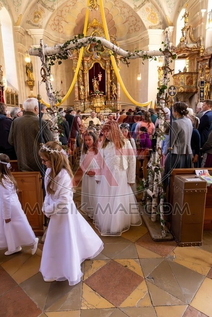 MAE-pic_640 | Der online Fotoshop des Inzeller Fotografen MAE - Marc Anton Eicher. Hier können Sie ihre Fotos und Stockfotos online bestellen als Download oder als Ausdruck, der ihnen bequem nach Hause geschickt wird.
Ihr Marc Anton Eicher - der Inzeller Fotograf - Realisiert mit Pictrs.com