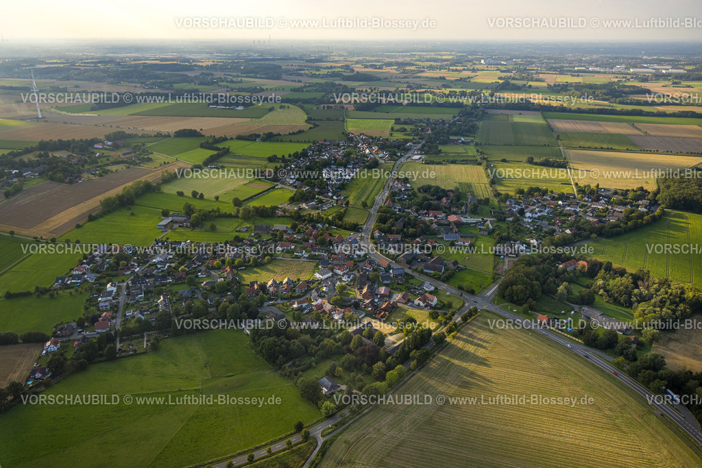 Werl230807267 | Luftbild, Ortsansicht Ortsteil Hilbeck, Werl, Werl-Unnaer Börde, Nordrhein-Westfalen, Deutschland