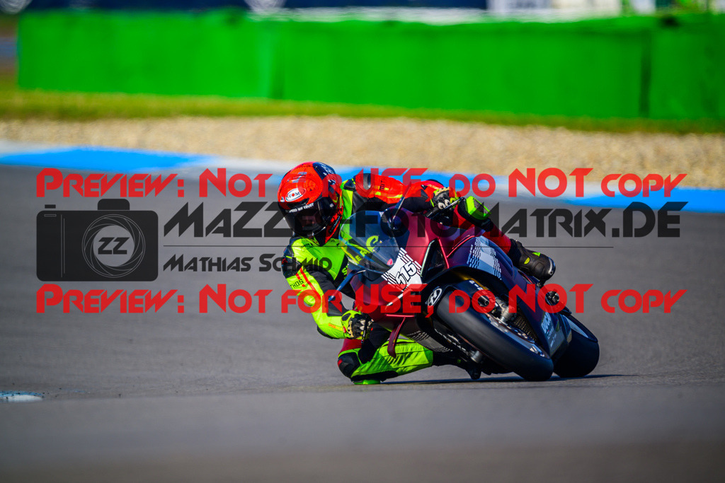 MaZZes_Fotomatrix_20250929_6007705_8741 | WEISS