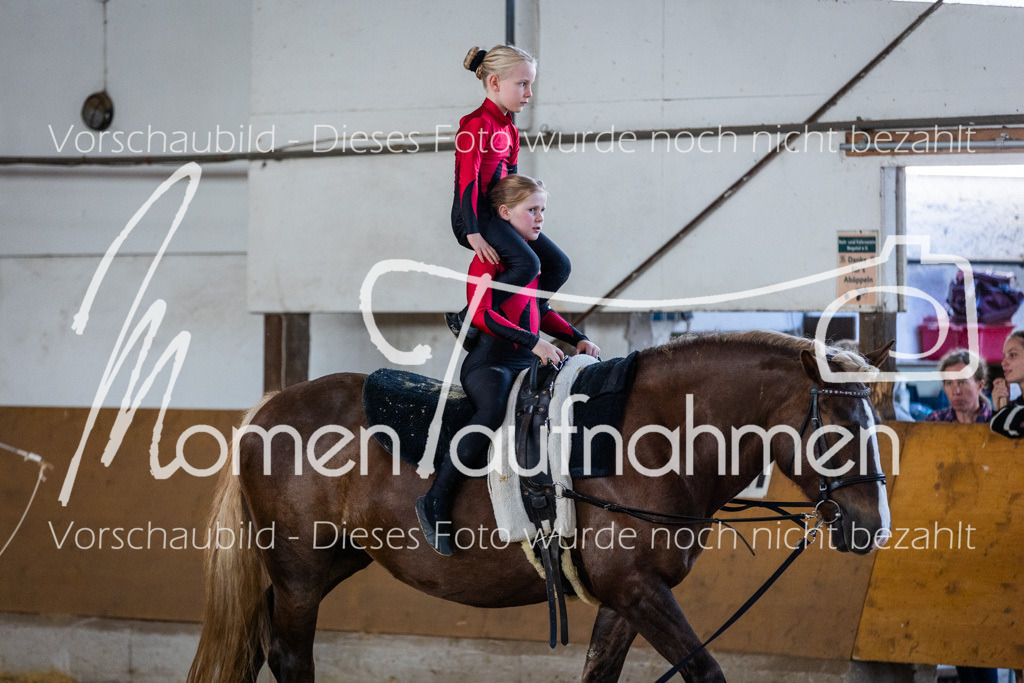 SS-Maxi-196 | MomenTaufnahmen Pferdesportfotos