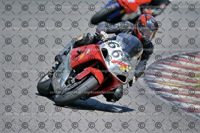 25bt04-0590 | markuskiefer.com - Realisiert mit Pictrs.com