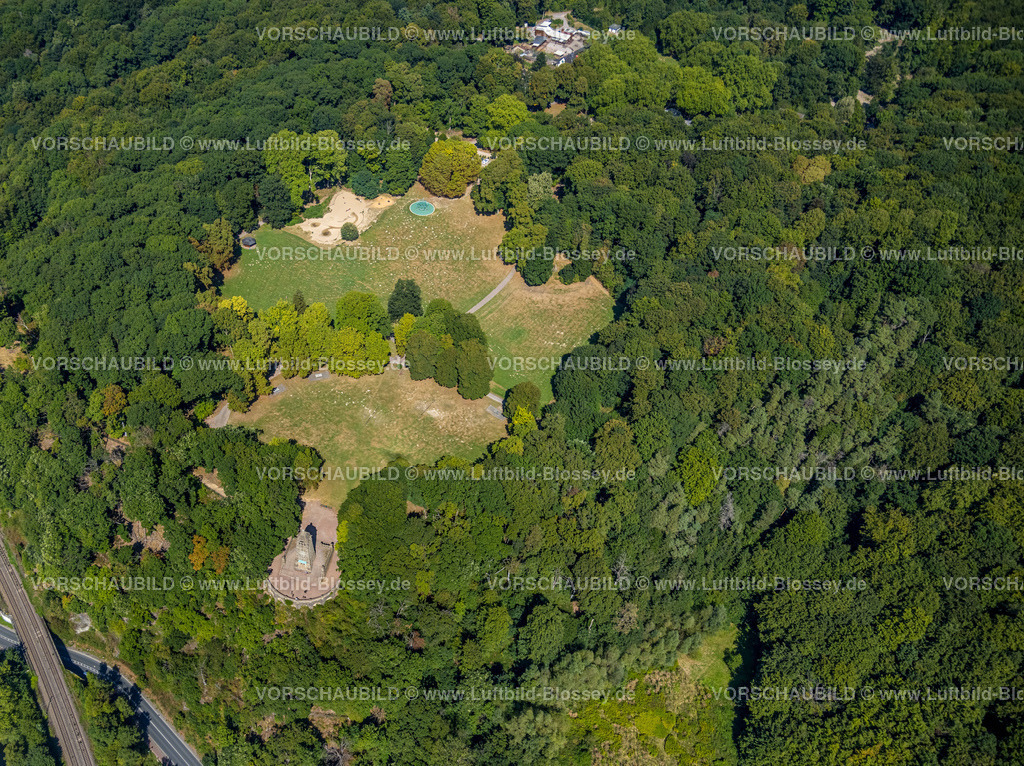 Witten220808879 | Luftbild, Hohenstein mit Berger-Denkmal und Kinderspielplatz, Witten, Ruhrgebiet, Nordrhein-Westfalen, Deutschland