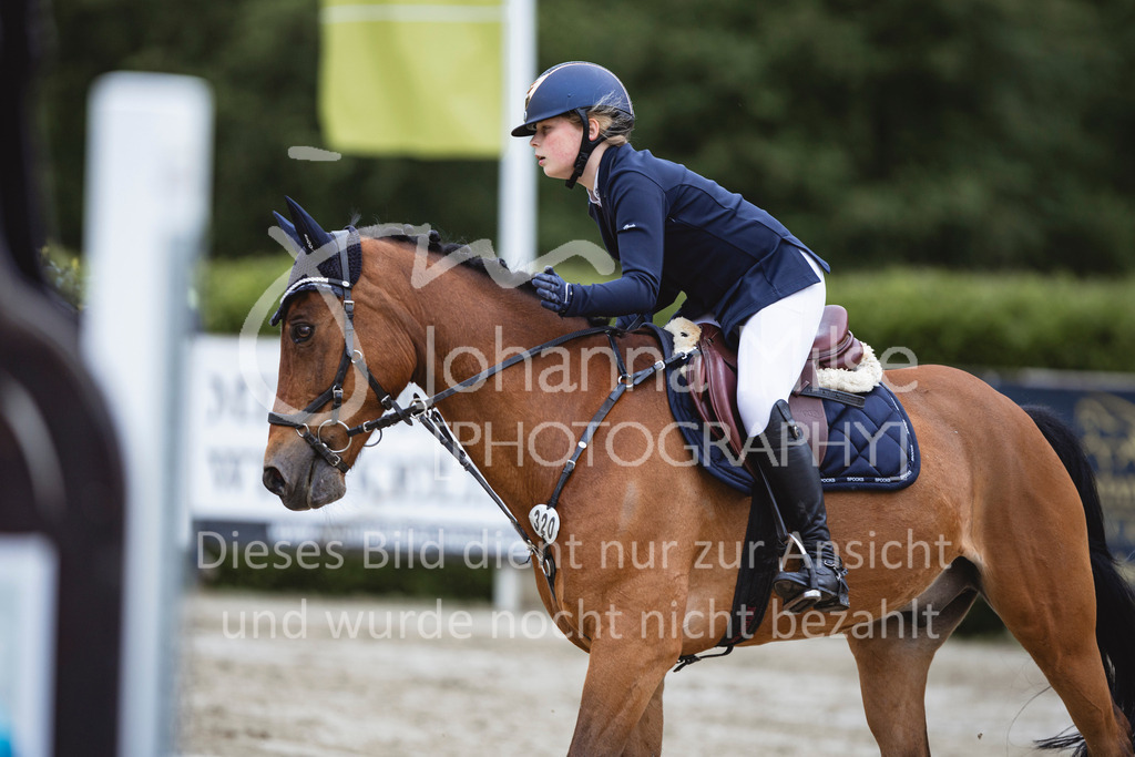240504_PonyTrophy-258 | Deine schönsten Turniermomente als professionelle Fotos! Entdecke hochwertige Pferdesport-Fotografie im Online-Shop. Jetzt Fotos finden & bestellen!