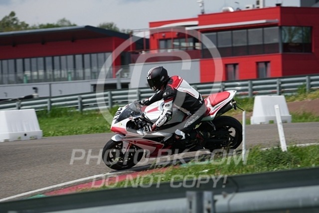 2024_05_14_PBK_23680 | Sportfotografie; SlowMotion; Video; Rennstrecke; Hafeneger; Speer; Racing; RSE; BMW; CBO; Trackday; Motorsportarena; Hockenheimring; Brno; Most; Barcelona; Valencia