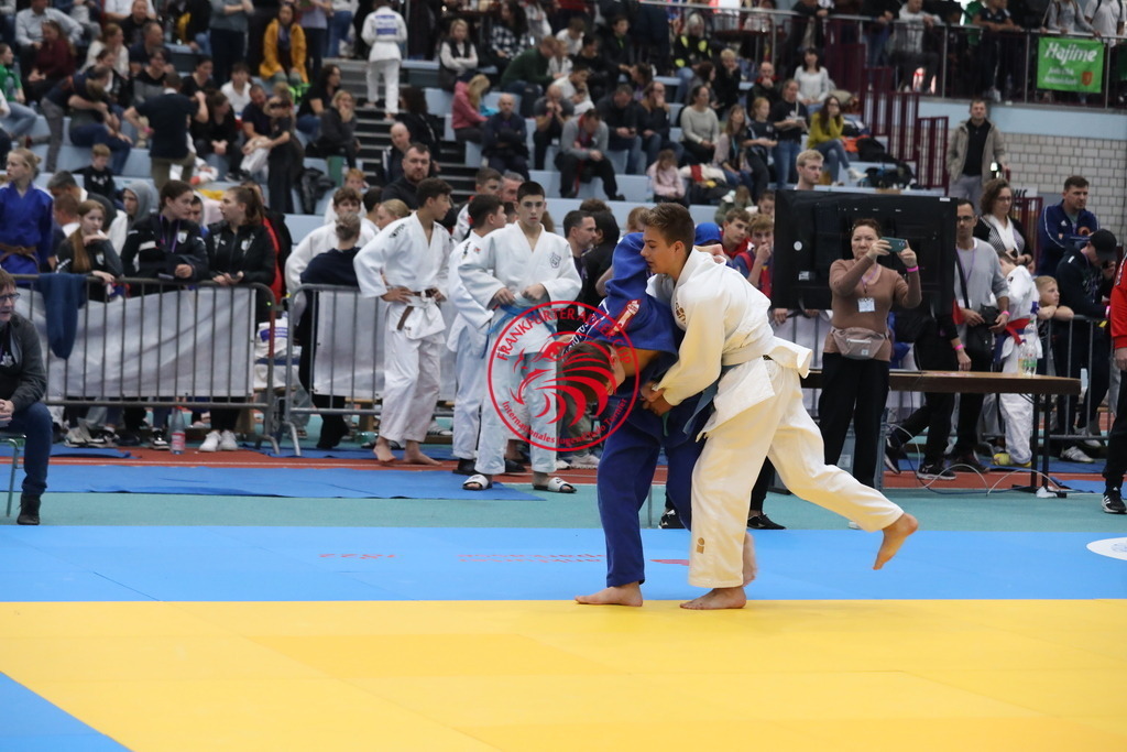 1J7A3557 | Fotos vom Adler Cup - Pictures from Adler Cup

Hier findet Ihr alle Eindrücke und großen Momente der Adler Cup Wochenenden. Here you will find all impressions and great moments of the Adler Cup weekends. - Realisiert mit Pictrs.com