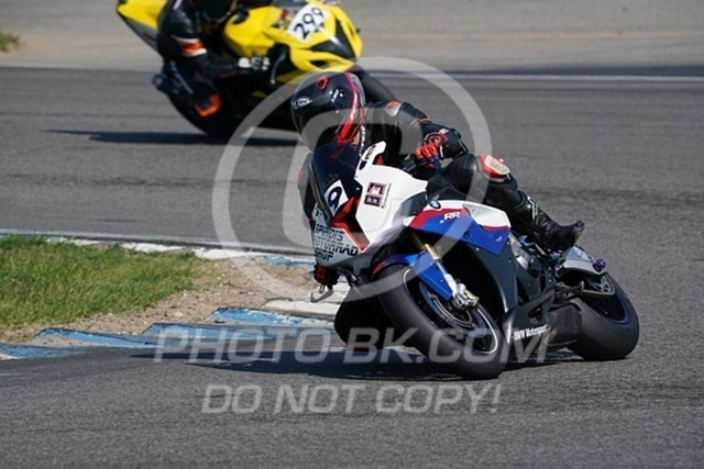 2022_05_09_PBK_22024 | Sportfotografie; SlowMotion; Video; Rennstrecke; Hafeneger; Speer; Racing; RSE; BMW; CBO; Trackday; Motorsportarena; Hockenheimring; Brno; Most; Barcelona; Valencia