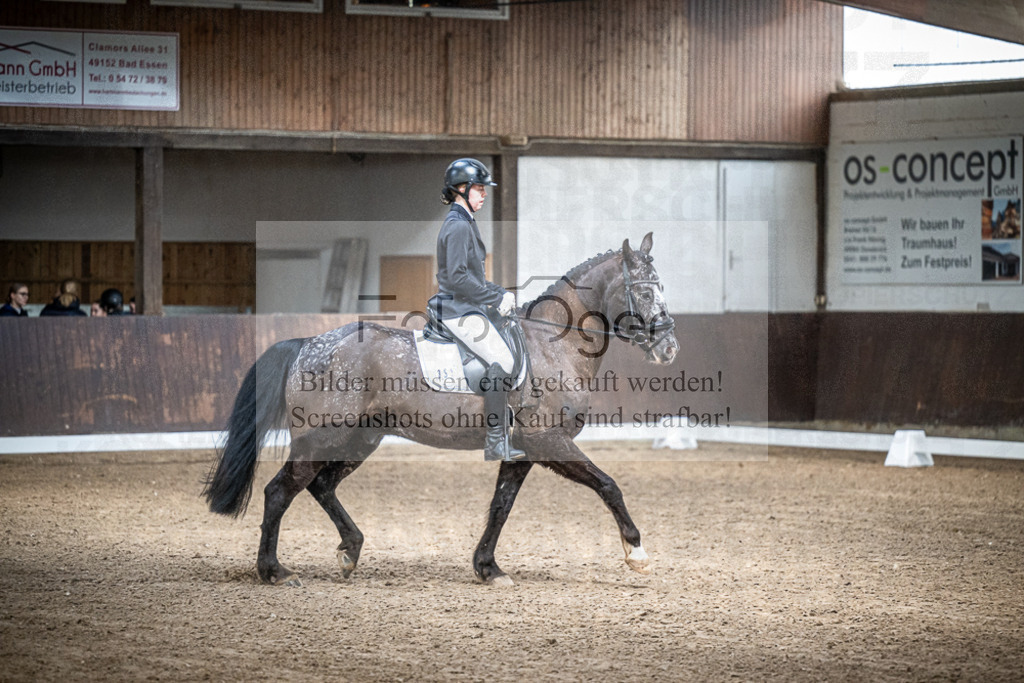 DOS_0123 | Entdecke hochwertige Reitturnierfotos von Foto Oger. Professionell, emotional und authentisch – jetzt Lieblingsmomente im Shop bestellen.Deutschlandweite Turnierfotografie. - Realisiert mit Pictrs.com
