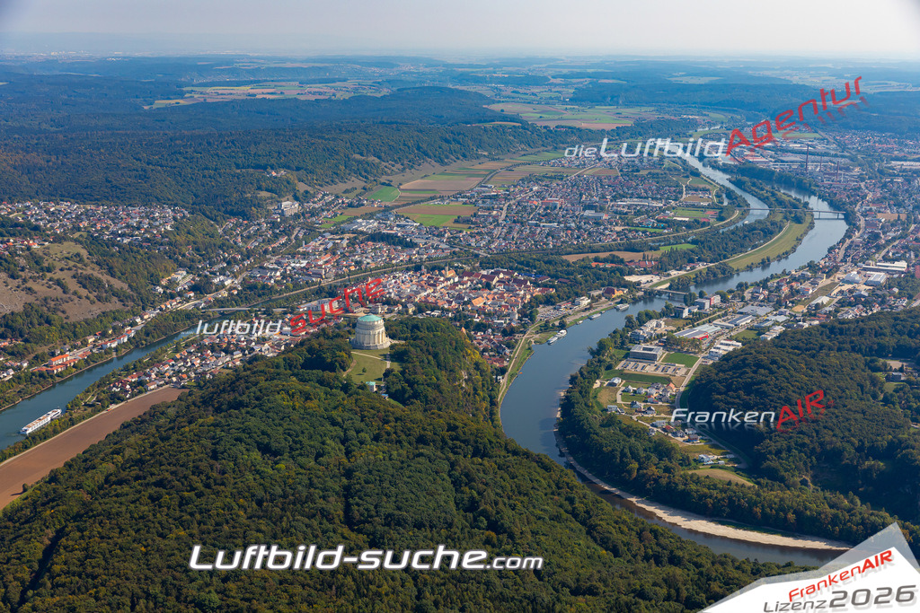 Aktuelles Luftbild von luftbilder Kelheim - Die Luftaufnahme wurde 2020 mittels UL-Flugzeug erstellt ( keine Drohne ) - hochauflösende Kamera-Systeme von  Canon -Beste Qualität - Für grossformatige Ausdrucke geeignet. Die Geschenkidee !