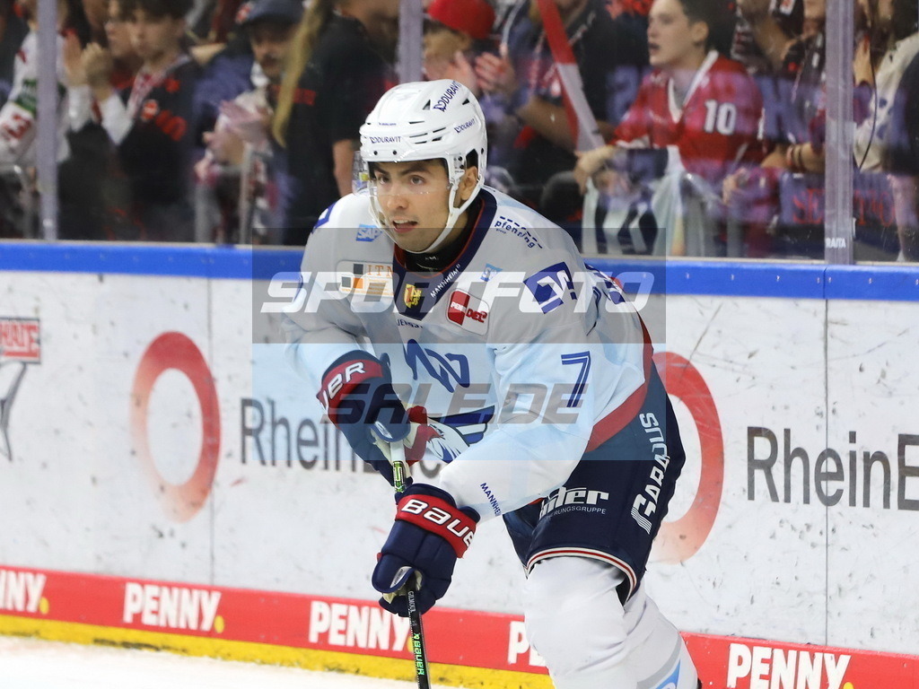 John Gilmour - MAN | John Gilmour - MAN - Realisiert mit Pictrs.com