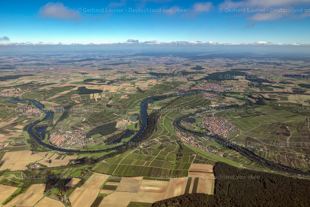 2784827 | Weinbergslandschaft an der Mainschleife bei Escherndorf und Nordheim