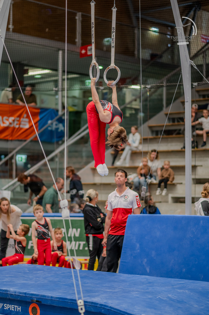 DSC_0033 | "Fussifoto.com – Ihr Ansprechpartner für hochwertige Fotografie! Entdecken Sie kreative Bilder und professionelle Dienstleistungen. Kontaktieren Sie uns für Ihre Projekte!"