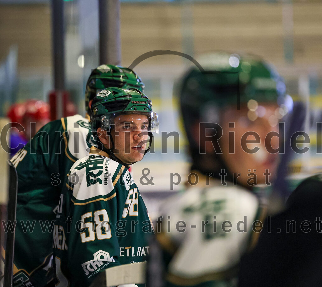 2025-09-14_090_TSV_Erding_gegen_EC_Peiting | Erding, Deutschland, 14.09.2025:Eishockey, Oberliga Süd 2025 / 2026, Testspiel, TSV Erding gegen EC Peiting, Endergebnis: 2:3Foto: Christian Riedel / fotografie-riedel.net
