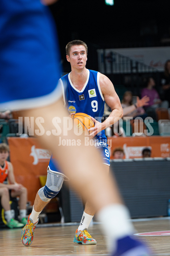 Basketball I Herren I Saison 2025-2026 I 2. Bundesliga ProB Nord I 23. Spieltag I RASTA Vechta II - EN Baskets Schwelm I 7805 | jns.sportfotos - Realisiert mit Pictrs.com