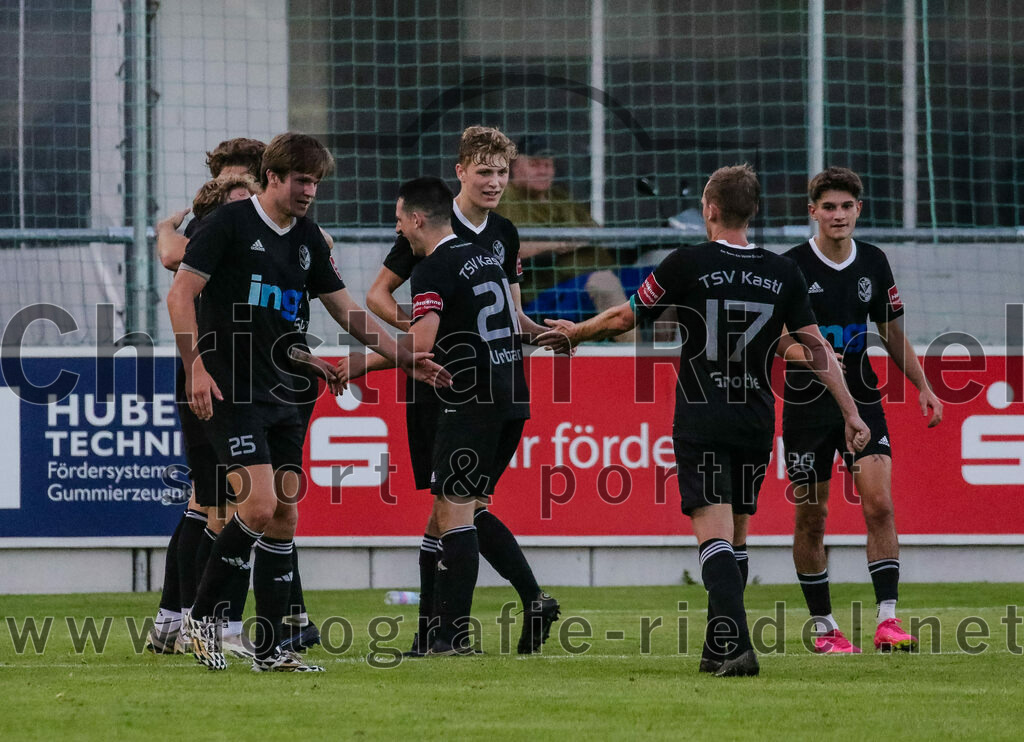 2023-08-18_132_FC_Schwaig_gegen_TSV_Kastl | Oberding, Deutschland, 18.08.2023:
Fußball, Landesliga Südost 2023 / 2024, 7. Spieltag, FC Schwaig gegen TSV Kastl, Endergebnis: 2:2

Jubel nach dem 0:2 durch Pascal Linhart (TSV Kastl, #16)

Foto: Christian Riedel / fotografie-riedel.net
