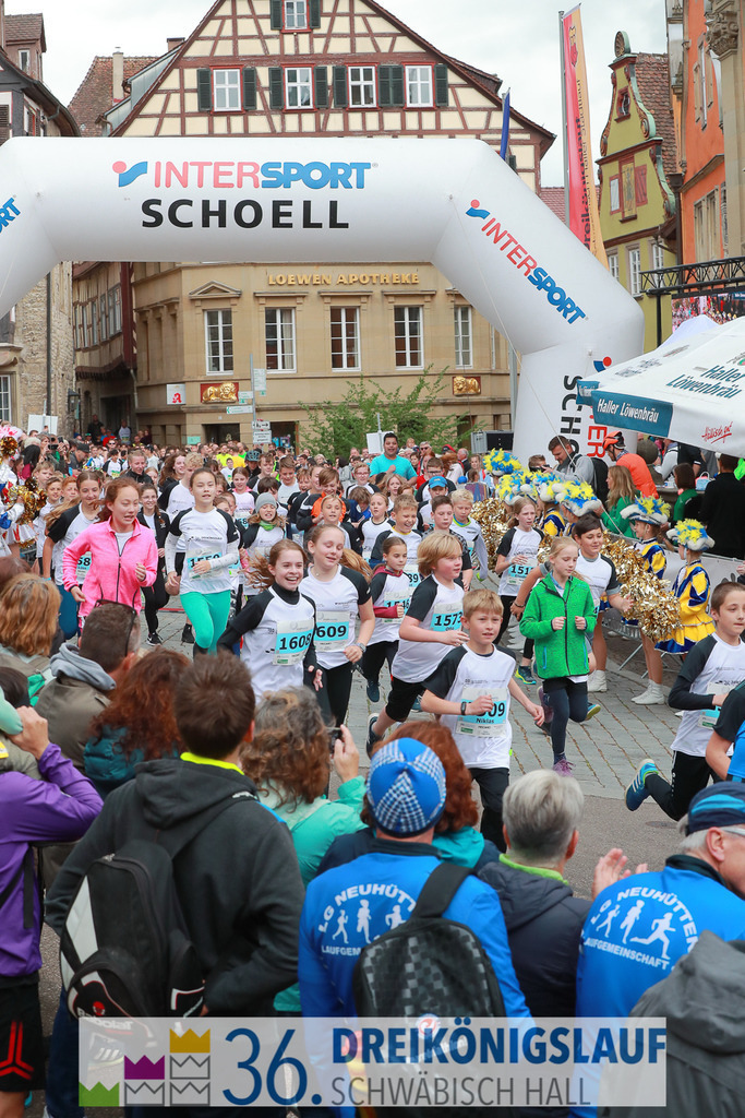 Stadtwerke Schüler und Jugendlauf 1,7km | 3koenigslauf 2022 Stadtwerke Schüler und Jugenlauf 1,7km - Realisiert mit Pictrs.com