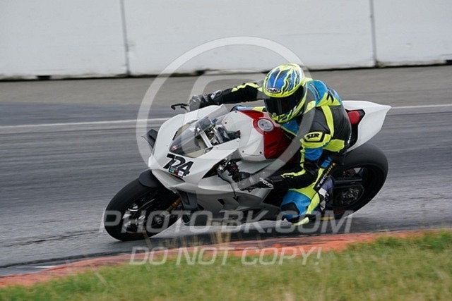 2022_07_01_PBK_13146 | Sportfotografie; SlowMotion; Video; Rennstrecke; Hafeneger; Speer; Racing; RSE; BMW; CBO; Trackday; Motorsportarena; Hockenheimring; Brno; Most; Barcelona; Valencia