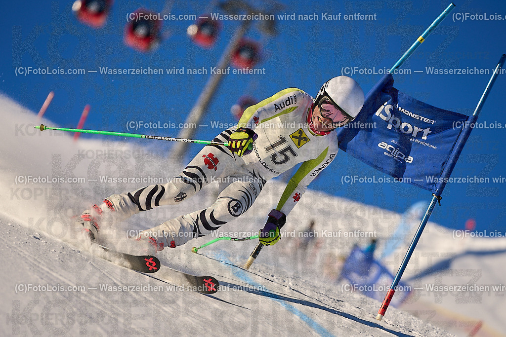 ALP2467_MASTERS-Cup_GS-B Herrn_Roempke Juergen | (C)FotoLois.com, Alois Spandl. FIS Masters-Cup Wildschönau, Giant Slalom auf der Piste Schatzberg GS, Siegerehrung auf dem Dorfplatz Niederau, Sa 13. Januar 2024.