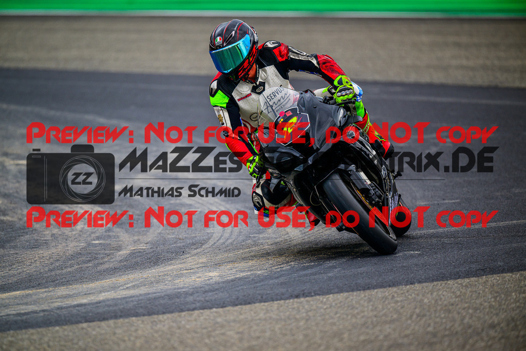 MaZZes_FotoMatrix_240910_6007705_3577 | ROT