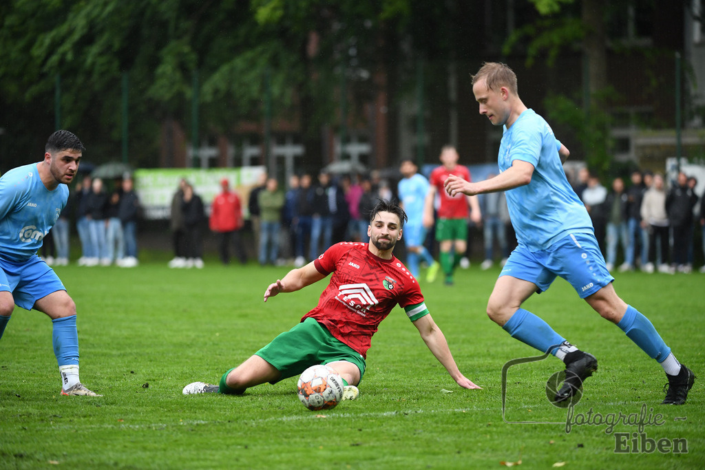 BV Bockhorn-SG FriPe | Relegation zur Kreisliga; BV Bockhorn (weiß)-SG FriPe (rot) am 05.06.2025 in Oldenburg/Ofenerdiek (Lagerstraße), Photo: Philip Eiben 2025 - Realized with Pictrs.com