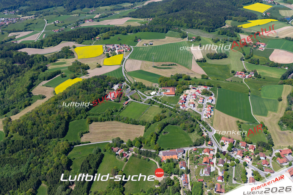 Das Luftbild der Stadt Brennberg wurde 2021 vom Flugzeug heraus erstellt (keine Drohne) Aufnahmehöhe ca.450 Meter- hohe Bildauflösung und Druck-Qualität garantiert!