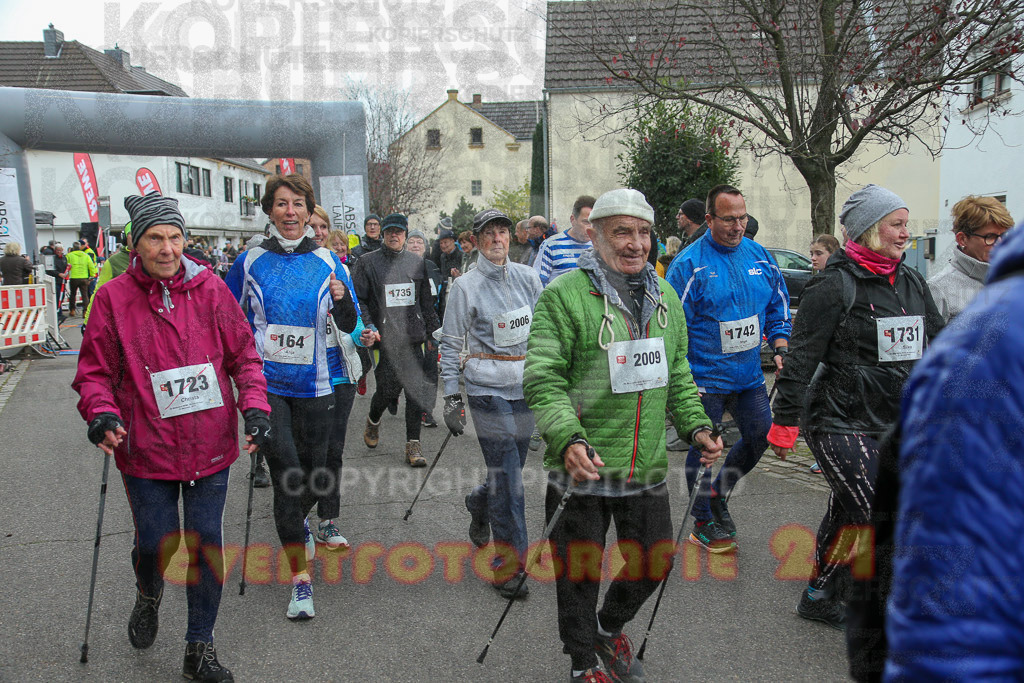 221127_1028_EX1_0572 | Sportfotografie im Rhein-Sieg Kreis, Köln, Bonn, NRW, Rheinland Pfalz, Hessen, etc. Unser Tätigkeitsfeld umfasst den Laufsport vom Volkslauf über den Marathon, Duathlon, Triathon bis zum Ultralauf wie Kölnpfad Ultra oder Schindertrail.