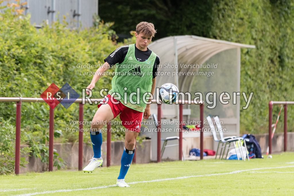 Fußball, Saison 2023/24, Regionalliga Nord, Hamburger SV II (U21) - FC Eintracht Norderstedt, Sportpark Eimsbüttel Stadion (Hamburg), 30.07.2023, 1. Spieltag | Niklas Tepe (#6, HSV II)
