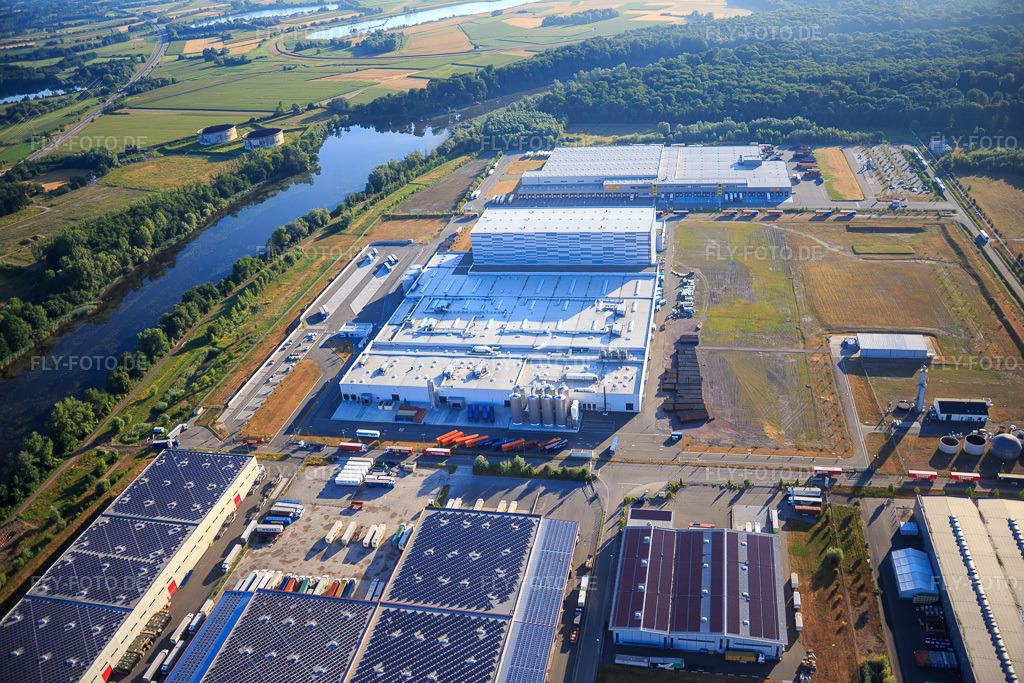 Luftbild: Pfälzer Erfrischungsgetränke GmbH in Wörth am Rhein im Bundesland Rheinland-Pfalz in Deutschland. Foto: IMG_083830.jpg vom 26.07.2015 durch Werner Riehm/FLY-FOTO.deMEG Gruppe - MEG Gruppe