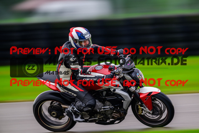 MaZZes_Fotomatrix_20241002_6007705_4711 | Fotograf Mathias Schmid
Sportfotograf,
Eventfotograf,
Hochzeitsfotograf,
Portraitfotograf