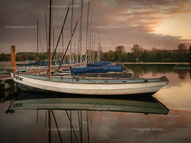 2022-10-11 Unterbacher See Boot Peter 1 | AuRo® Services - Realisiert mit Pictrs.com
