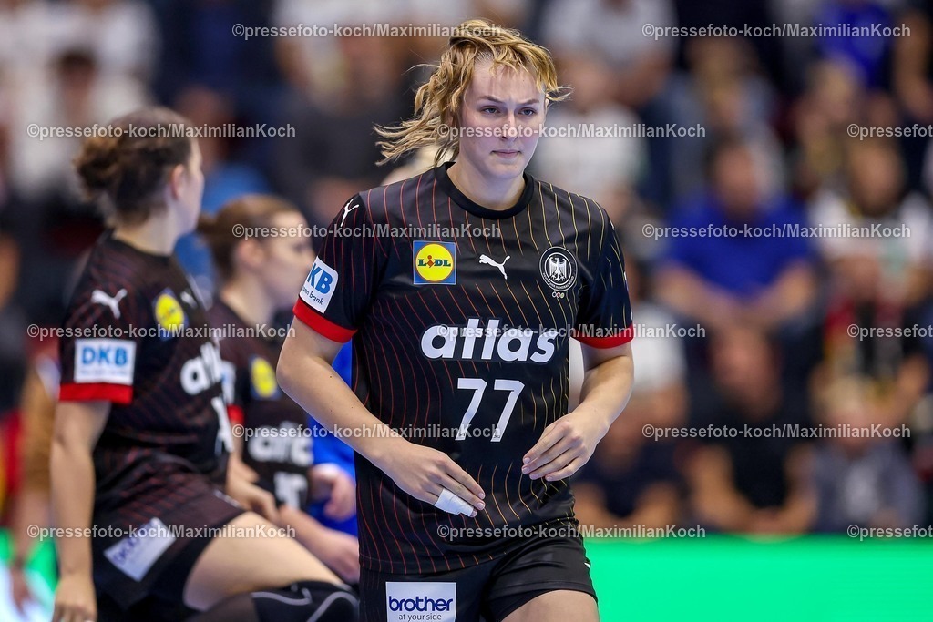DHB16102501066 | 16.10.2025, Handball, EHF Frauen Länderpiel, EM Qualifikation 2026, Deutschland - Nordmazedonien, Schwalbe-Arena in Gummersbach:  Viola Charlotte LEUCHTER (GER #77) 