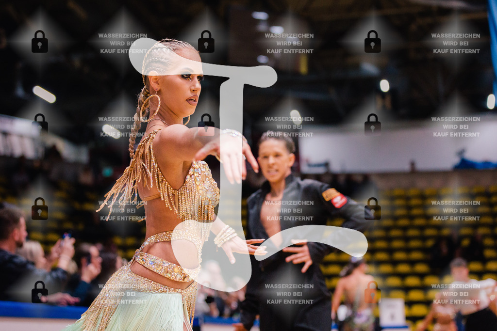 Hessen Tanzt WDSF Open Youth Latin 5th (17) Philipp Bogdanov _ Seraphina Bogdanov (TSZ Diamant Düsseldorf)-2025-05-17-2493 | Webshop for digital downloads and prints of dance sport, event & show photographer Julian Link - Realisiert mit Pictrs.com