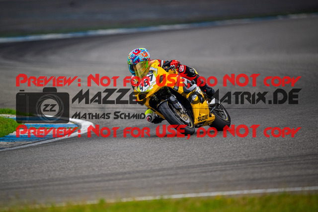 MaZZes_FotoMatrix_240701_6007705_7759 | GELB