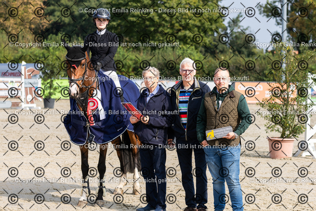 CL5A5130 | Emilia Reinking Fotografie - Realisiert mit Pictrs.com