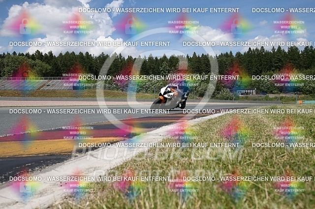 2016-07-01-PBK-4006 | Sportfotografie; SlowMotion; Video; Rennstrecke; Hafeneger; RSE; Speer; Trackday; Motorsportarena; Hockenheimring; Brno; Most; Barcelona; Valencia, Benny; Kaetzmer;