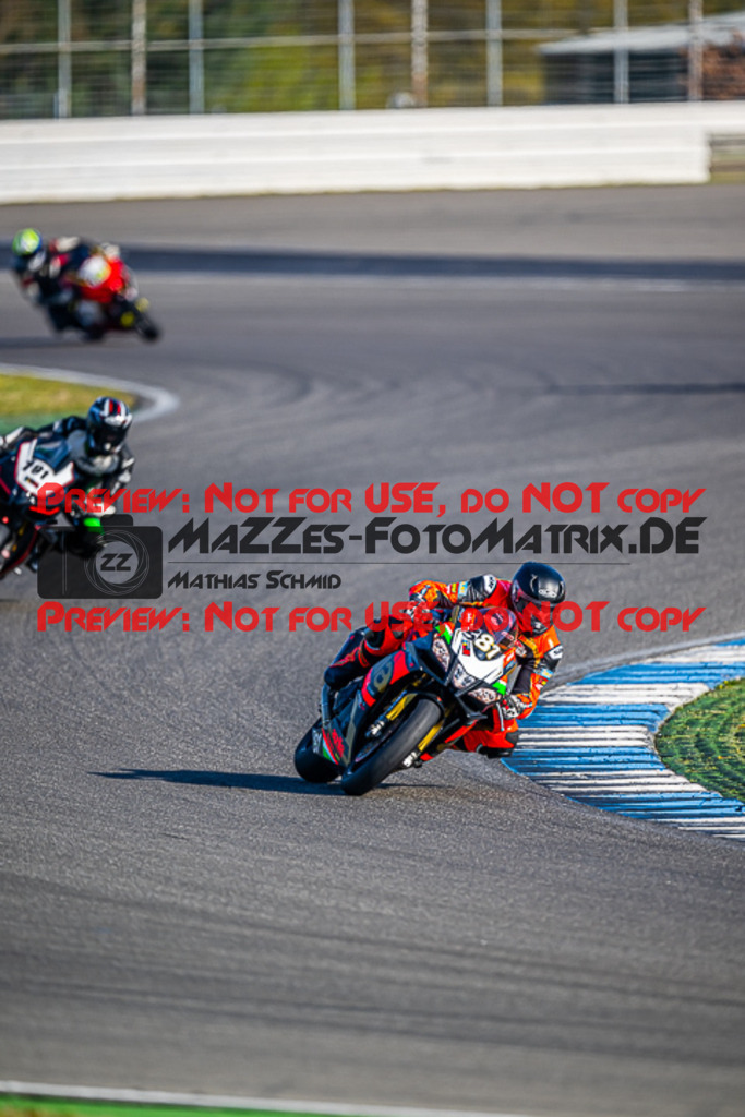 MaZZes_FotoMatrix_230410_1175 | ROT