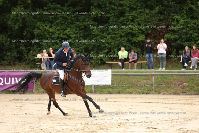 HG9A0773 | laurarinckfotografie - Realisiert mit Pictrs.com