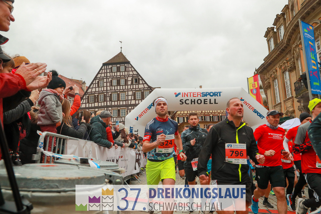 VR Bank Hauptlauf 10000m | 3 Koenigslauf 2023 - Realisiert mit Pictrs.com