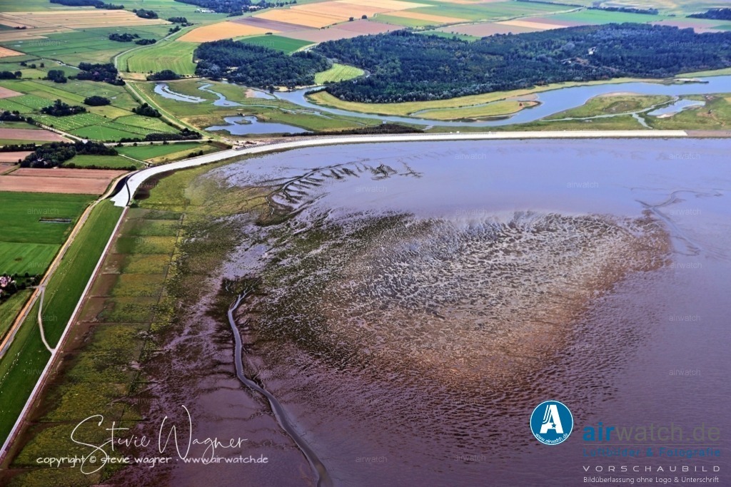 Nordfriesland-Husum-Westerhever-SPO-Toenning-airwatch-wagner-240A6470 | Entdecken Sie atemberaubende Luftbilder und Fotografien auf airwatch.de - Tauchen Sie ein in eine Welt voller faszinierender Aufnahmen aus der Vogelperspektive.