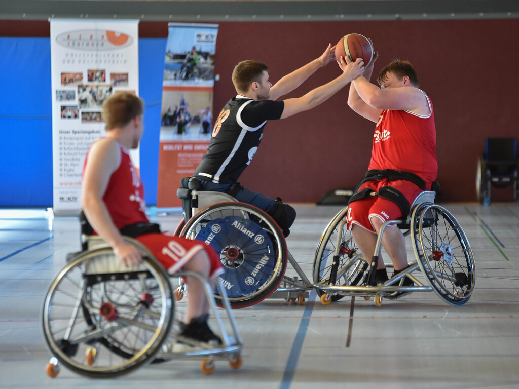 2025-03-09-Ralph_Kunze-0250 | Ralph Kunze - Realisiert mit Pictrs.com