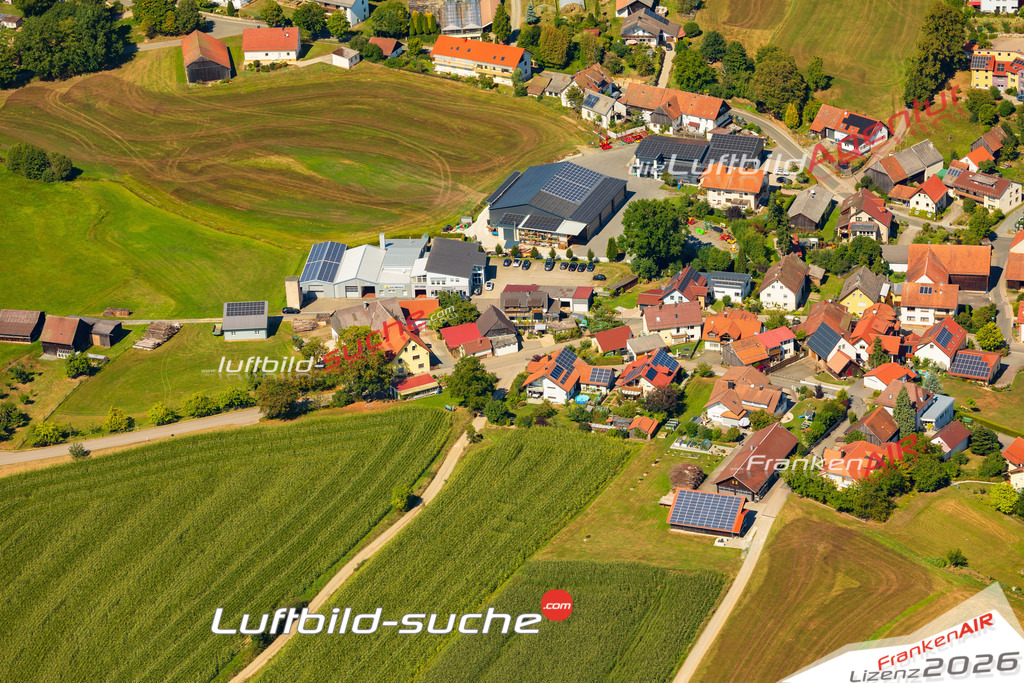 Luftaufnahme von Tiefenbach - Die Luftaufnahme wurde 2025 vom UL-Flugzeug heraus erstellt ( keine Drohne ) - Hochauflösende Luftaufnahme - für professionelle Ausdrucke geeignet. Die Geschenkidee !Mit Lizenz und Bildrechte bestellbar