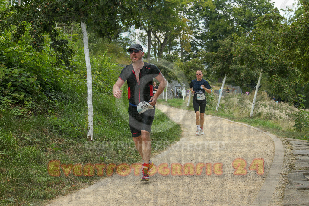 250824_1421_EX1_5961 | Sportfotografie im Rhein-Sieg Kreis, Köln, Bonn, NRW, Rheinland Pfalz, Hessen, etc. Unser Tätigkeitsfeld umfasst den Laufsport vom Volkslauf über den Marathon, Duathlon, Triathon bis zum Ultralauf wie Kölnpfad Ultra oder Schindertrail.