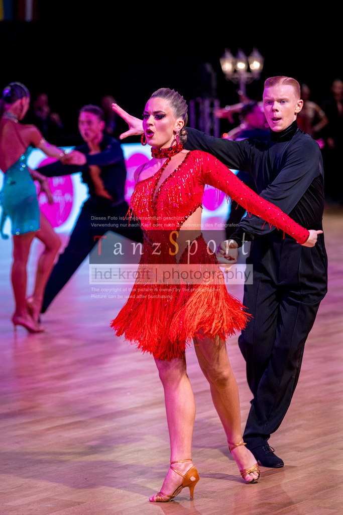 20251213_Baltic-GP_1530-2 | Tanzsportbilder, Standardtanz, Lateintanz, WDSF, DTV, LTVB, dancecomp, goc, hessen tanzt, blaues band der spree, walzer, tango, wiener walzer, slowfox, quickstepp, samba, rumba, cha-cha-cha, paso doble. jive, hd-kroft photography, turniertanzsport