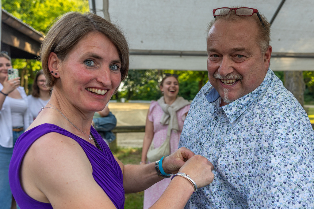 top-top.de-250704-192 | Foto, Video, Fotografie, Videografie, Fotobox, DJ, Discjockey, Musik, Musikbox, Veranstaltung, Photobooth, Amazon, Ebay, Buchtipp, Bestseller, Autor, Verlag, Buch, Wesel, Hamminkeln, NRW, Dinslaken, Rees, Drohne, Hochzeit, Party, Fotobox, Wesel, Fotograf