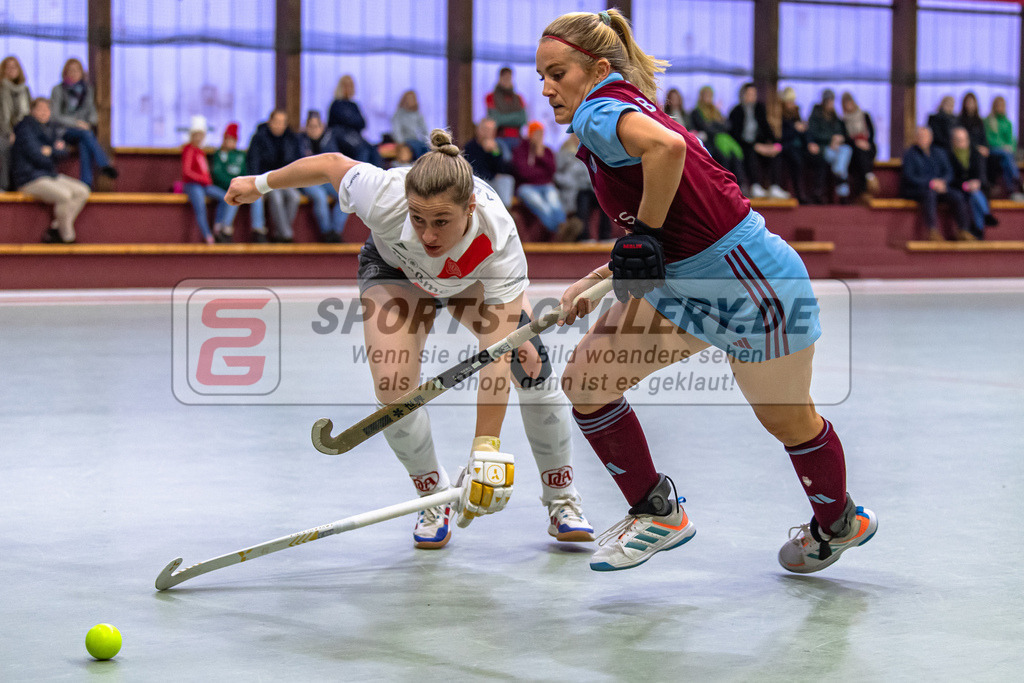 SM_20231216-D5A_5258 | 1.Bundesliga Hallenhockey  (W) UHC - DCadA / 3:2 (2:2)