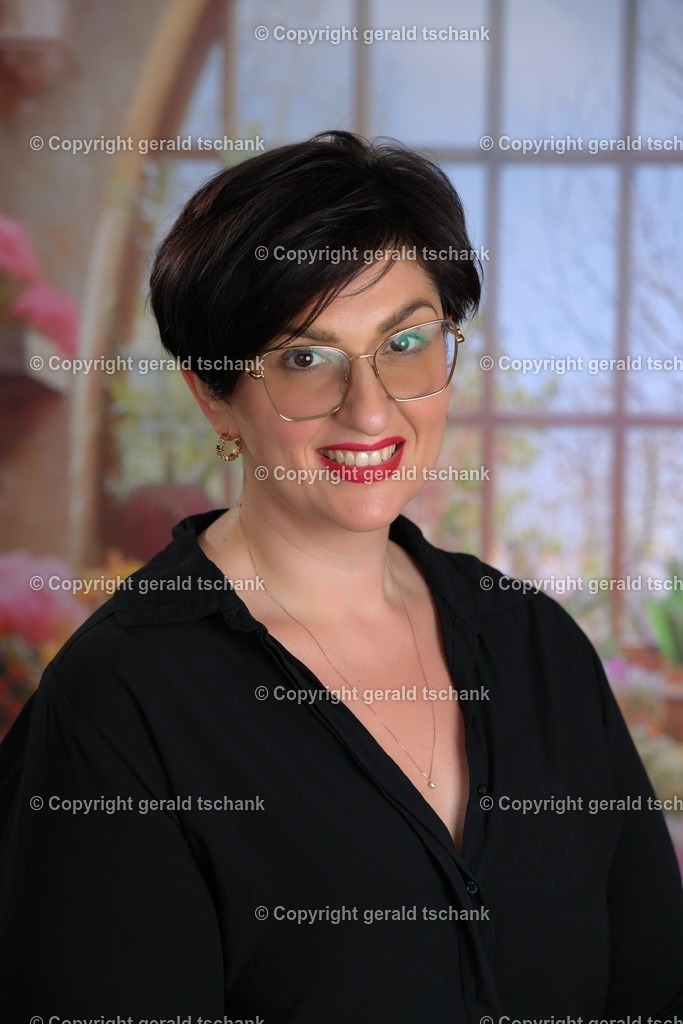 DSC_6171kor | Wählen Sie hier bitte Ihr bestes Foto aus, mit diesem Bild wird Ihr Set produziert. Sollten Sie kein Bild wählen oder mehrere suchen wir das Beste aus!